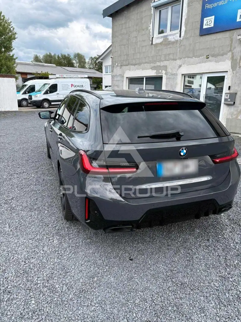 2023 BMW 330