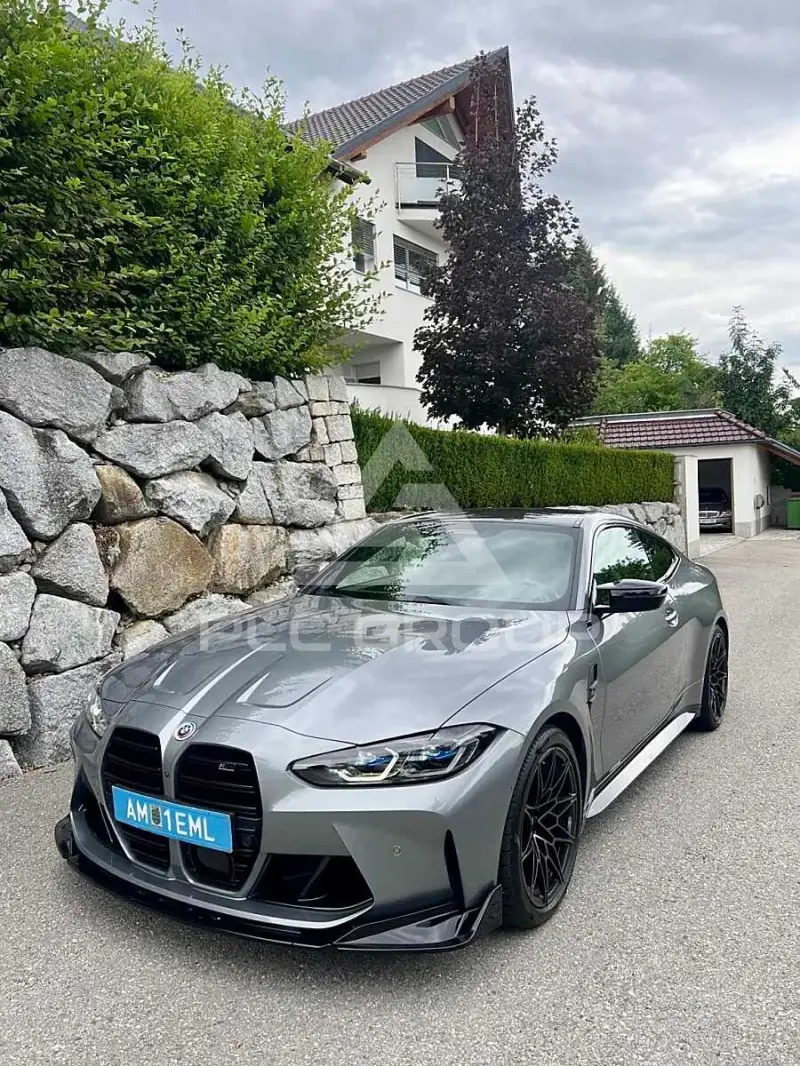 2023 BMW M4