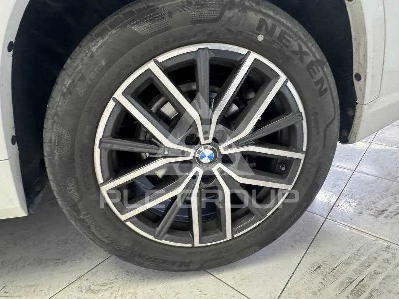 2023 BMW X1