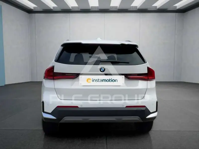 2023 BMW X1