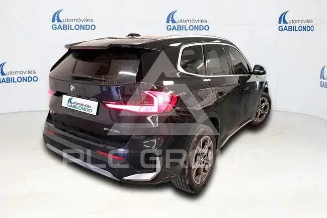 2023 BMW X1