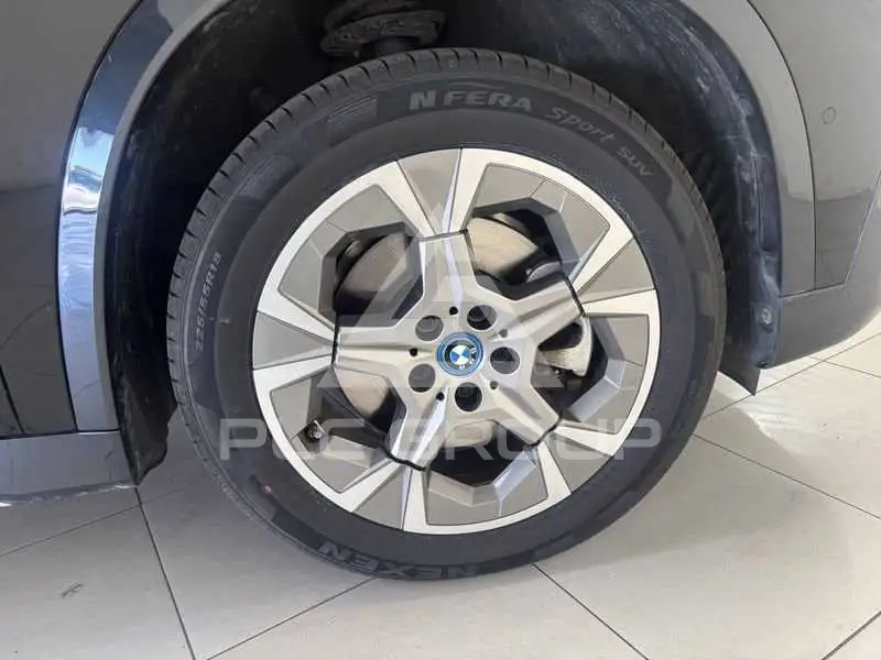 2023 BMW X1