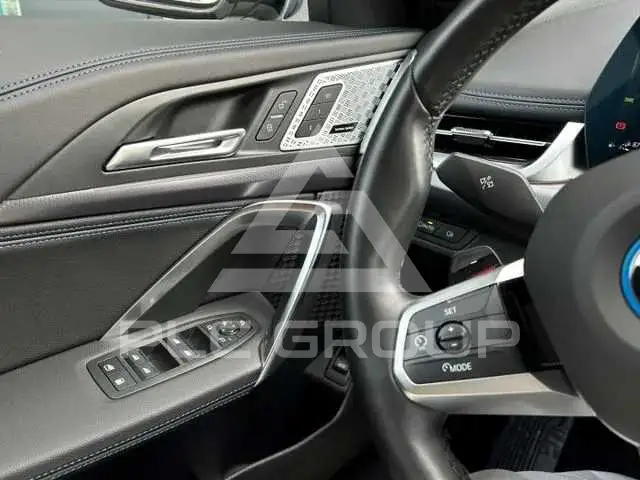2023 BMW X1
