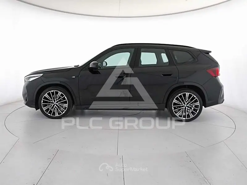 2023 BMW X1