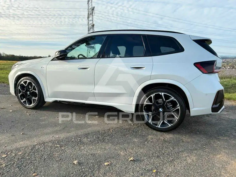 2023 BMW X1