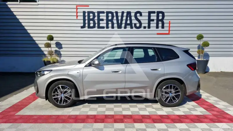 2023 BMW X1