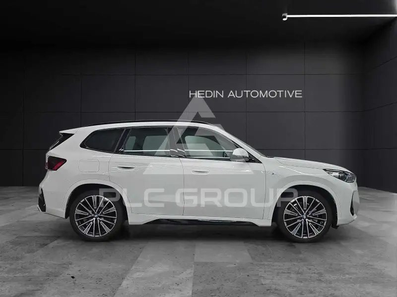 2023 BMW X1