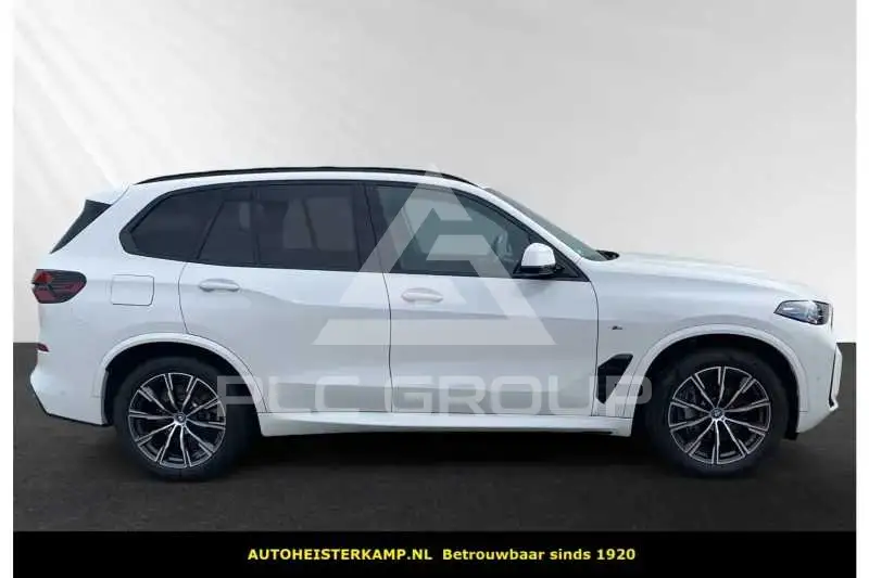 2023 BMW X5