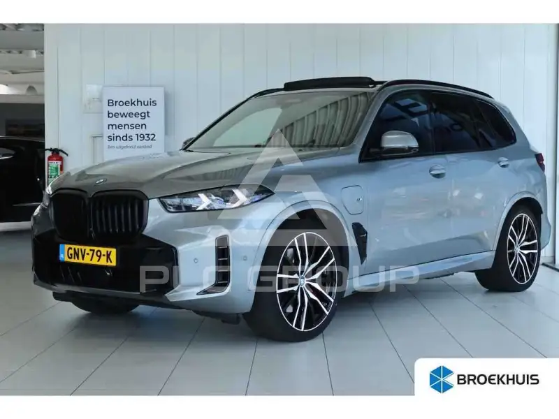 2023 BMW X5