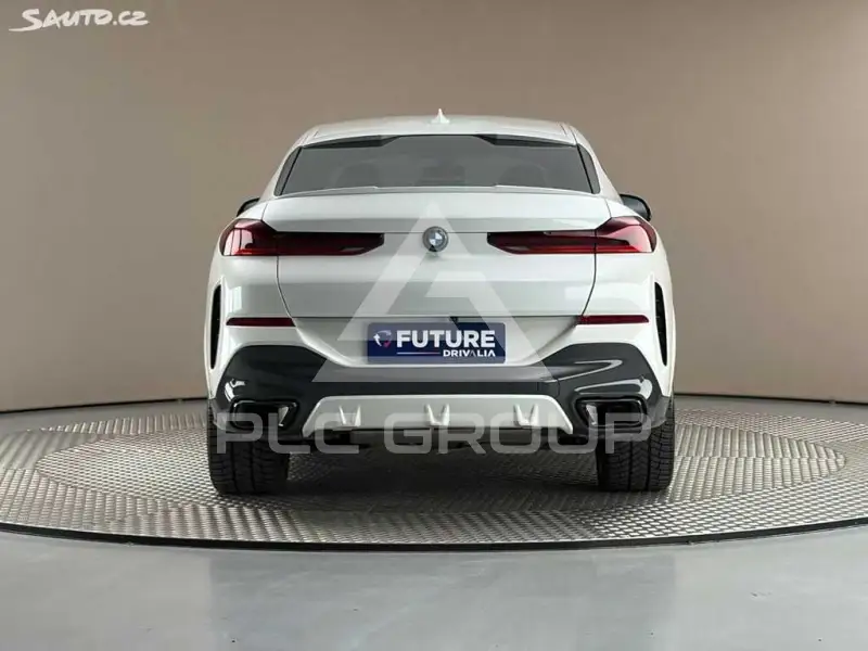 2023 BMW X6