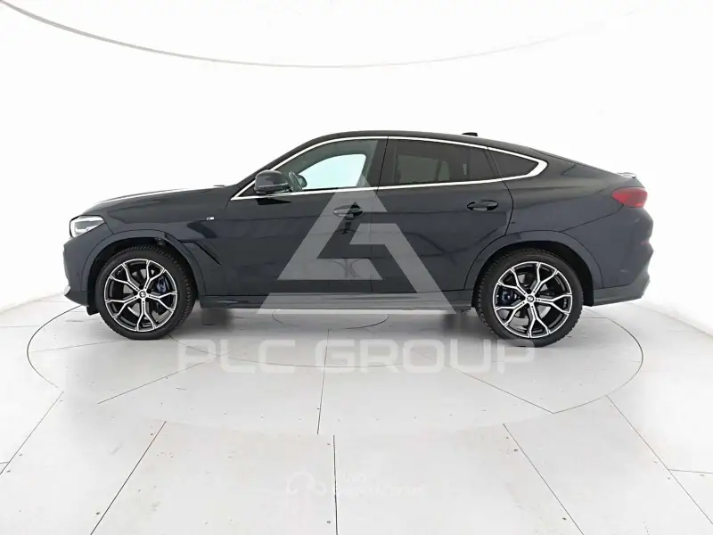 2023 BMW X6