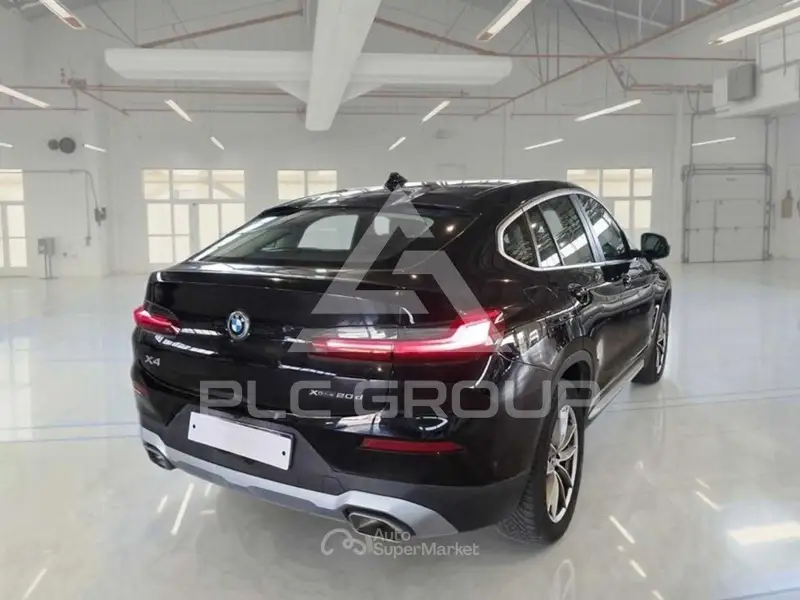 2023 BMW X4