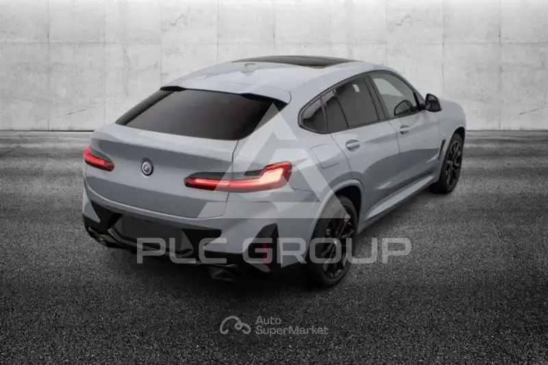 2023 BMW X4