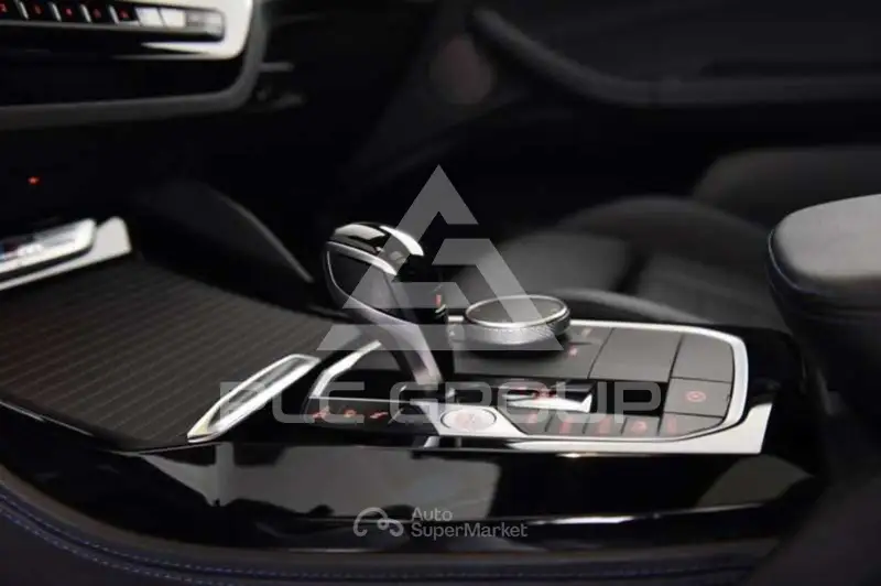 2023 BMW X4