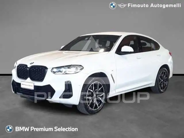 2023 BMW X4