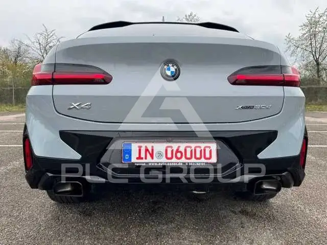 2023 BMW X4