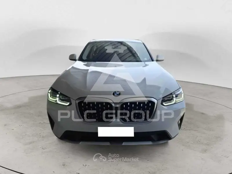 2023 BMW X4