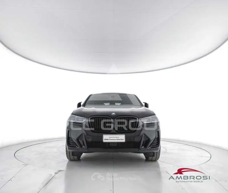 2023 BMW X4