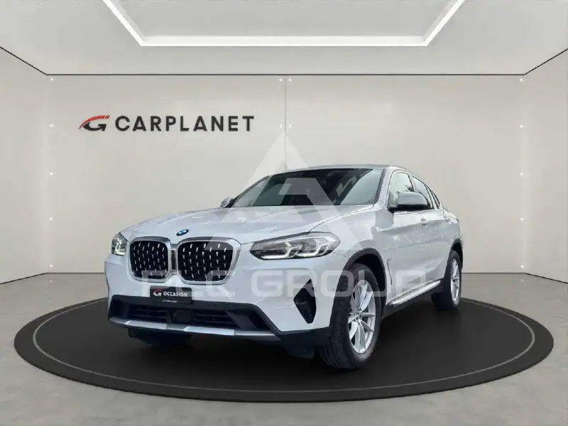 2023 BMW X4