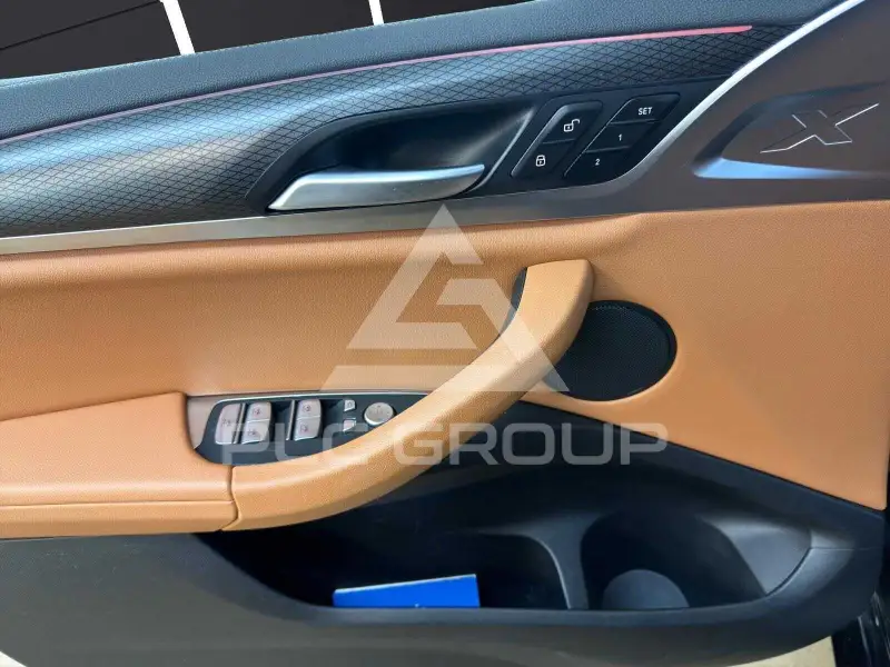 2023 BMW X4