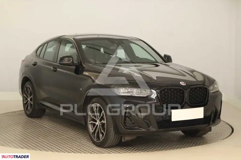 2023 BMW X4