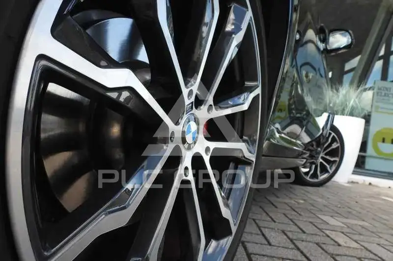 2023 BMW X4