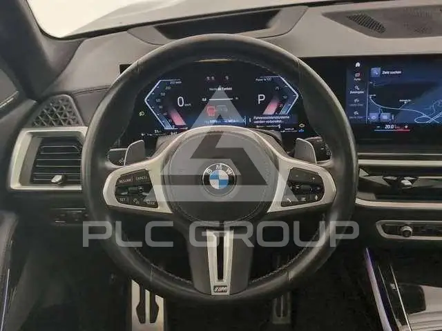 2023 BMW X7