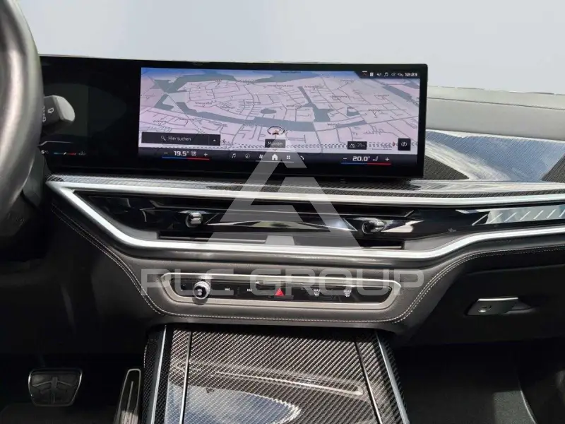 2023 BMW X7