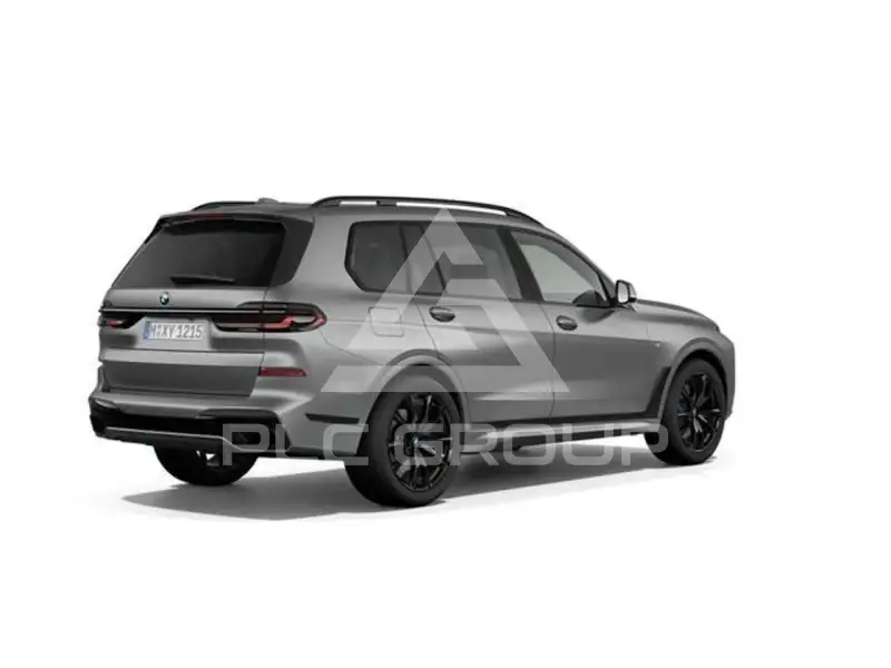 2023 BMW X7