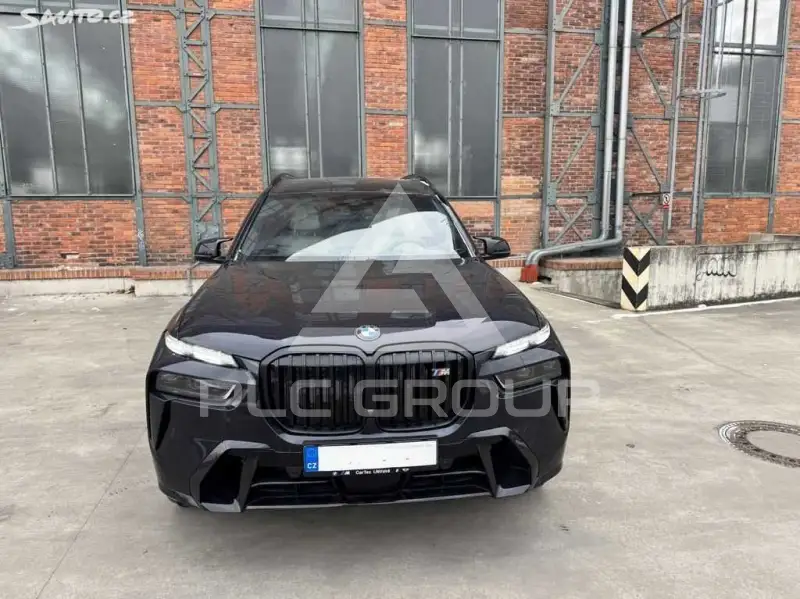 2023 BMW X7