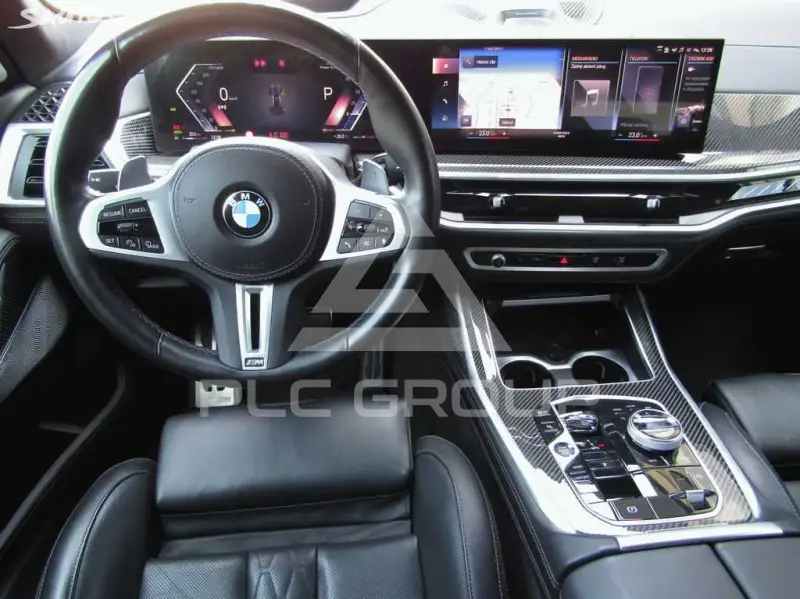 2023 BMW X7