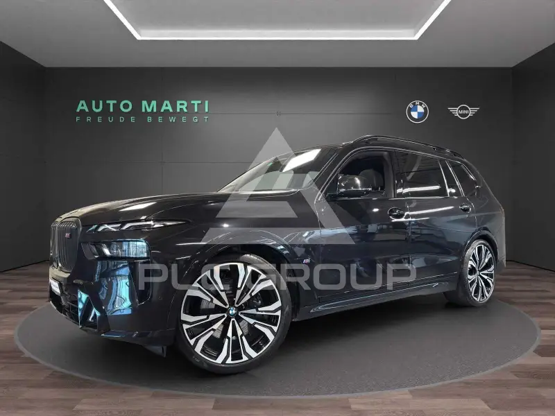 2023 BMW X7