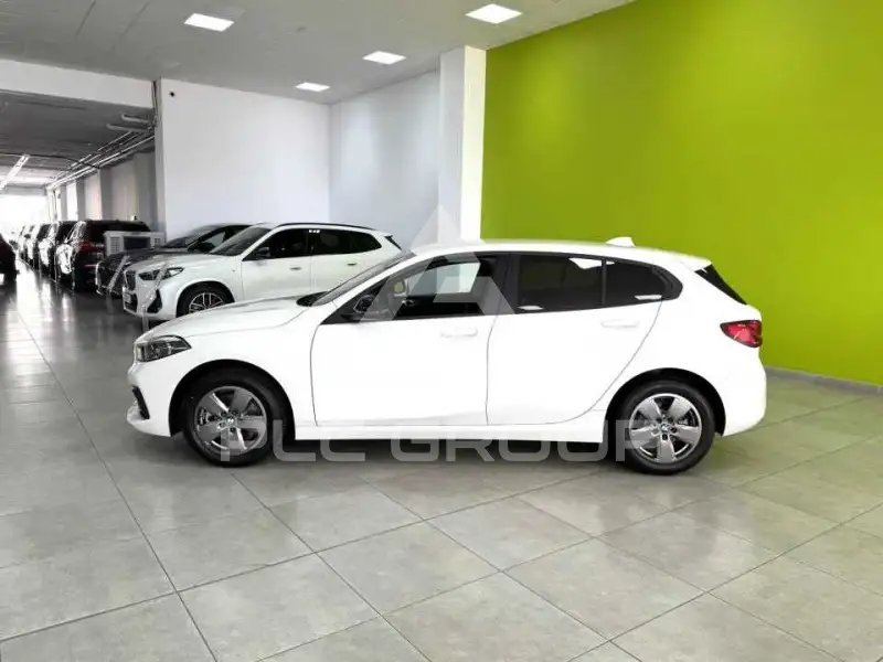2023 BMW 120