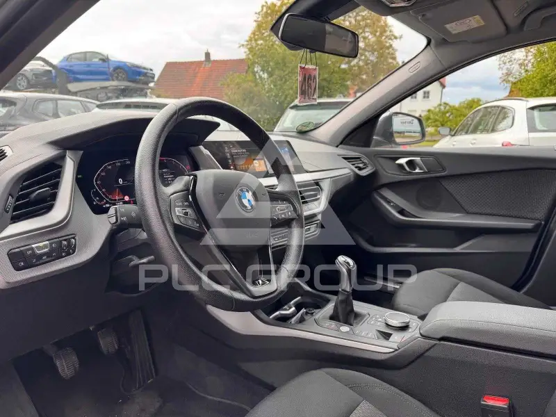 2023 BMW 120
