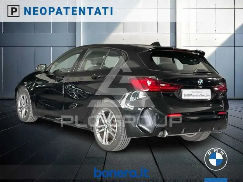 2023 BMW 120