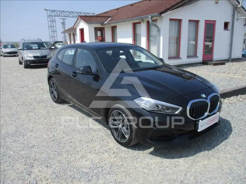 2023 BMW 120