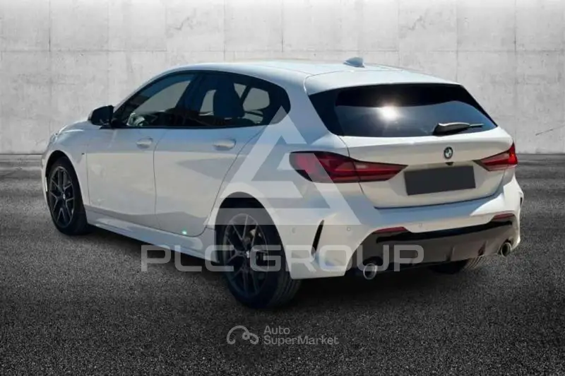 2023 BMW 120