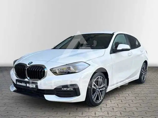2023 BMW 120