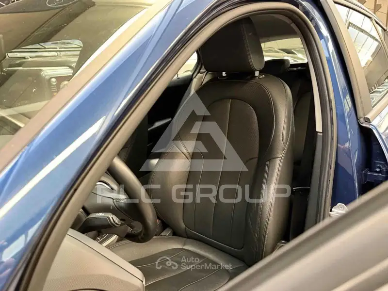 2023 BMW 120