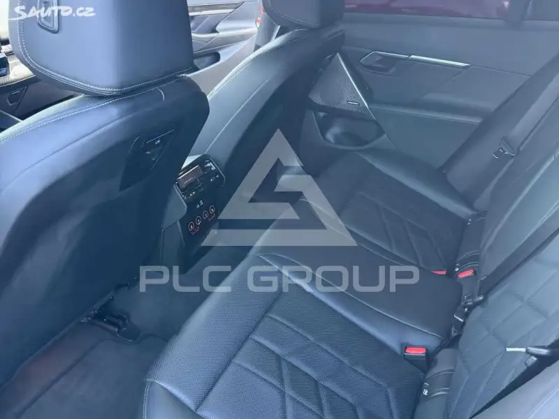 2023 BMW 120