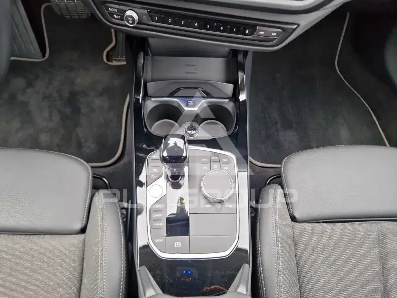 2023 BMW 120