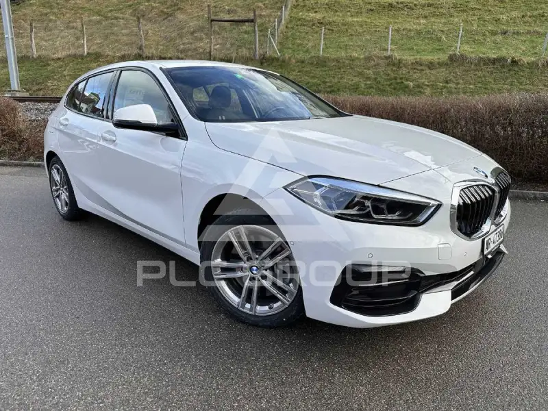 2023 BMW 120