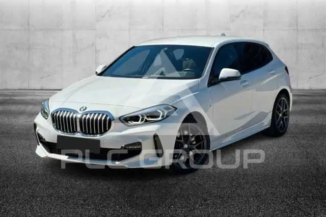 2023 BMW 120