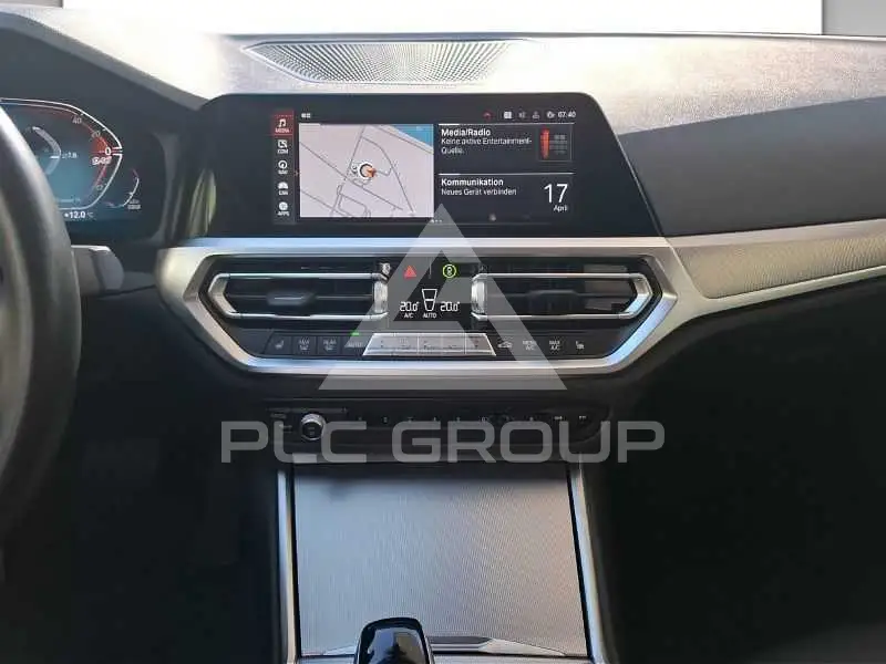 2023 BMW 120