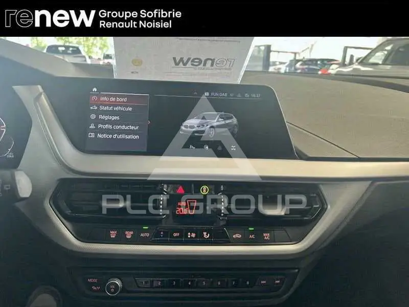 2023 BMW 120