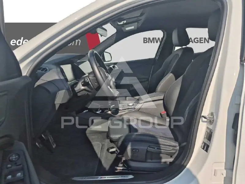 2023 BMW 120