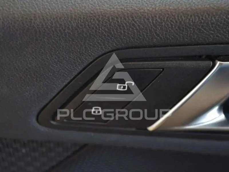 2023 BMW 120