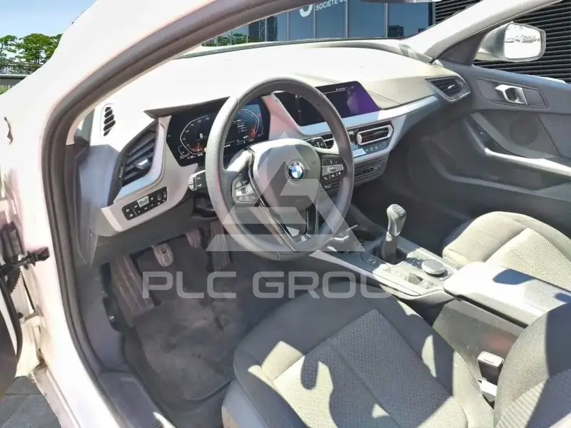 2023 BMW 120