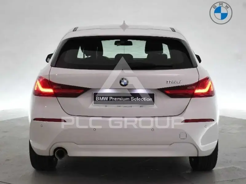 2023 BMW 120