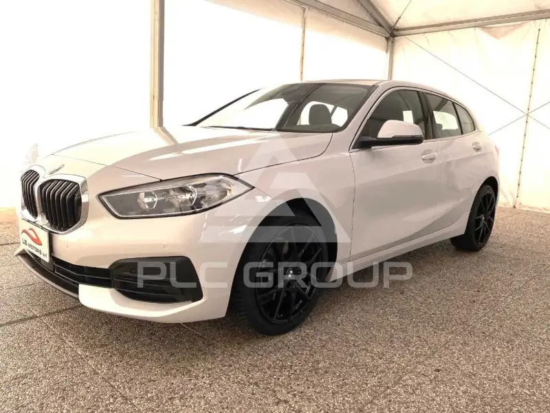 2023 BMW 120